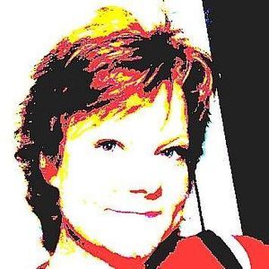 Meet your Posher, Angelia